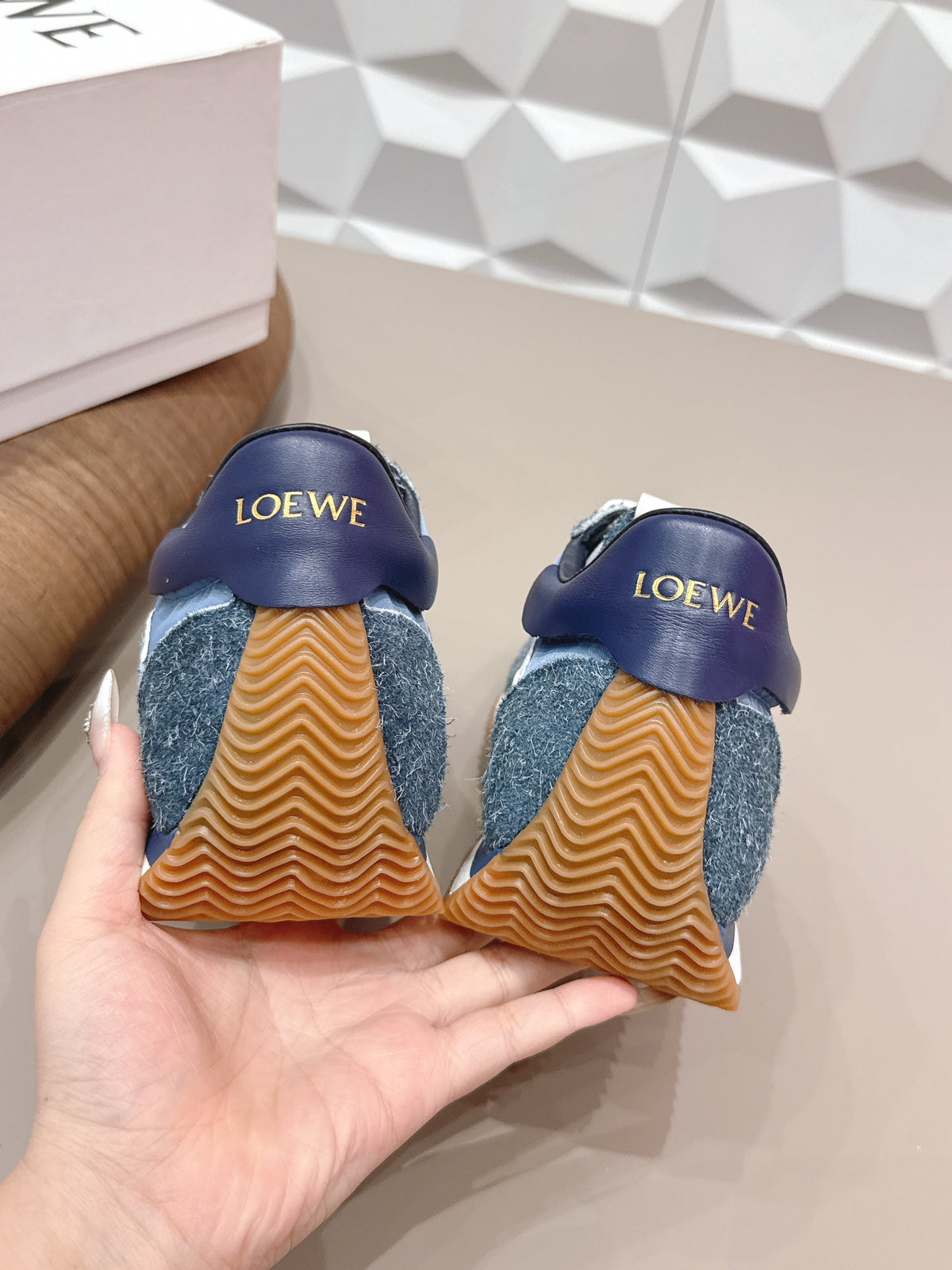 L2-Sneakers