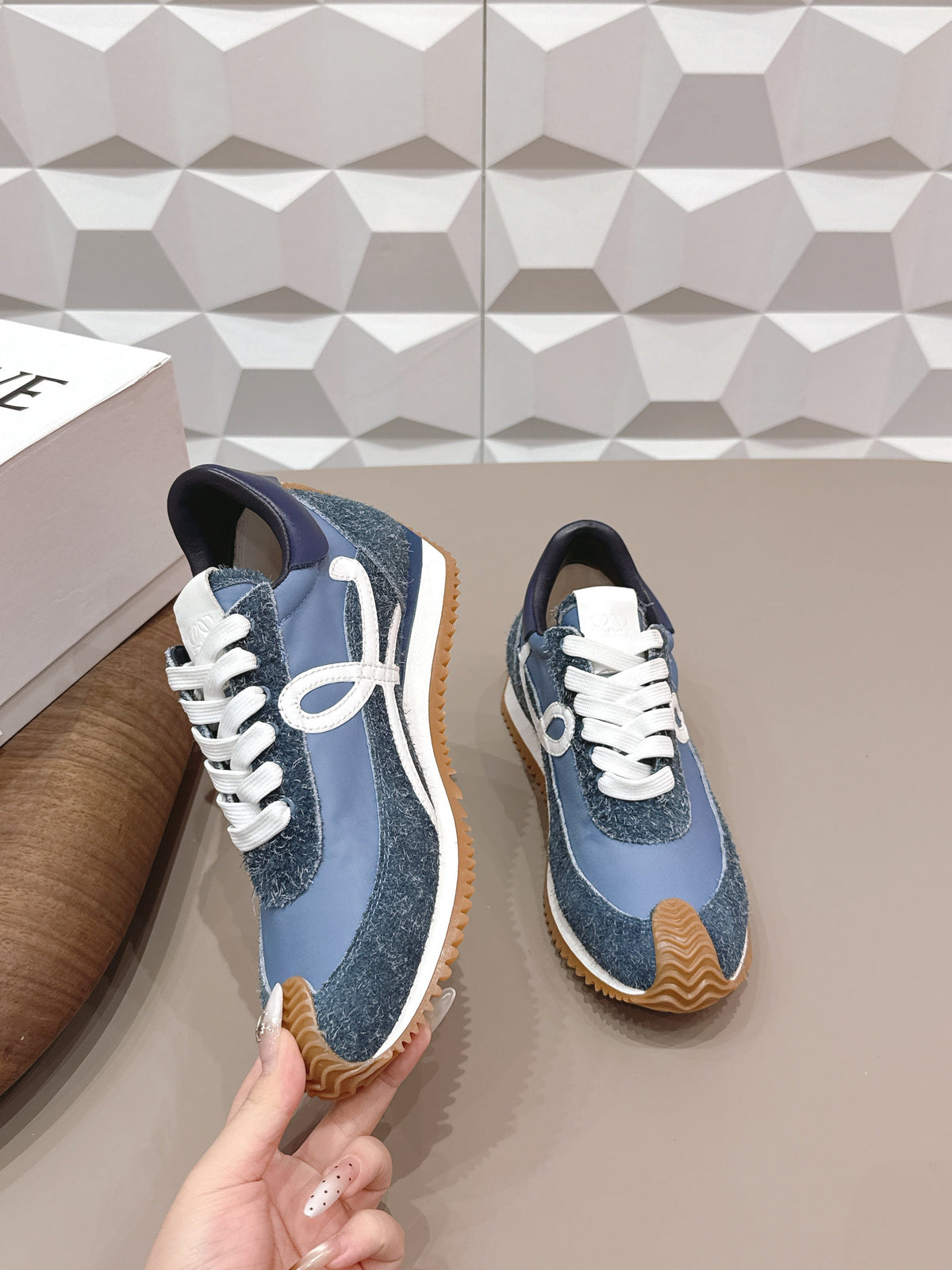 L2-Sneakers