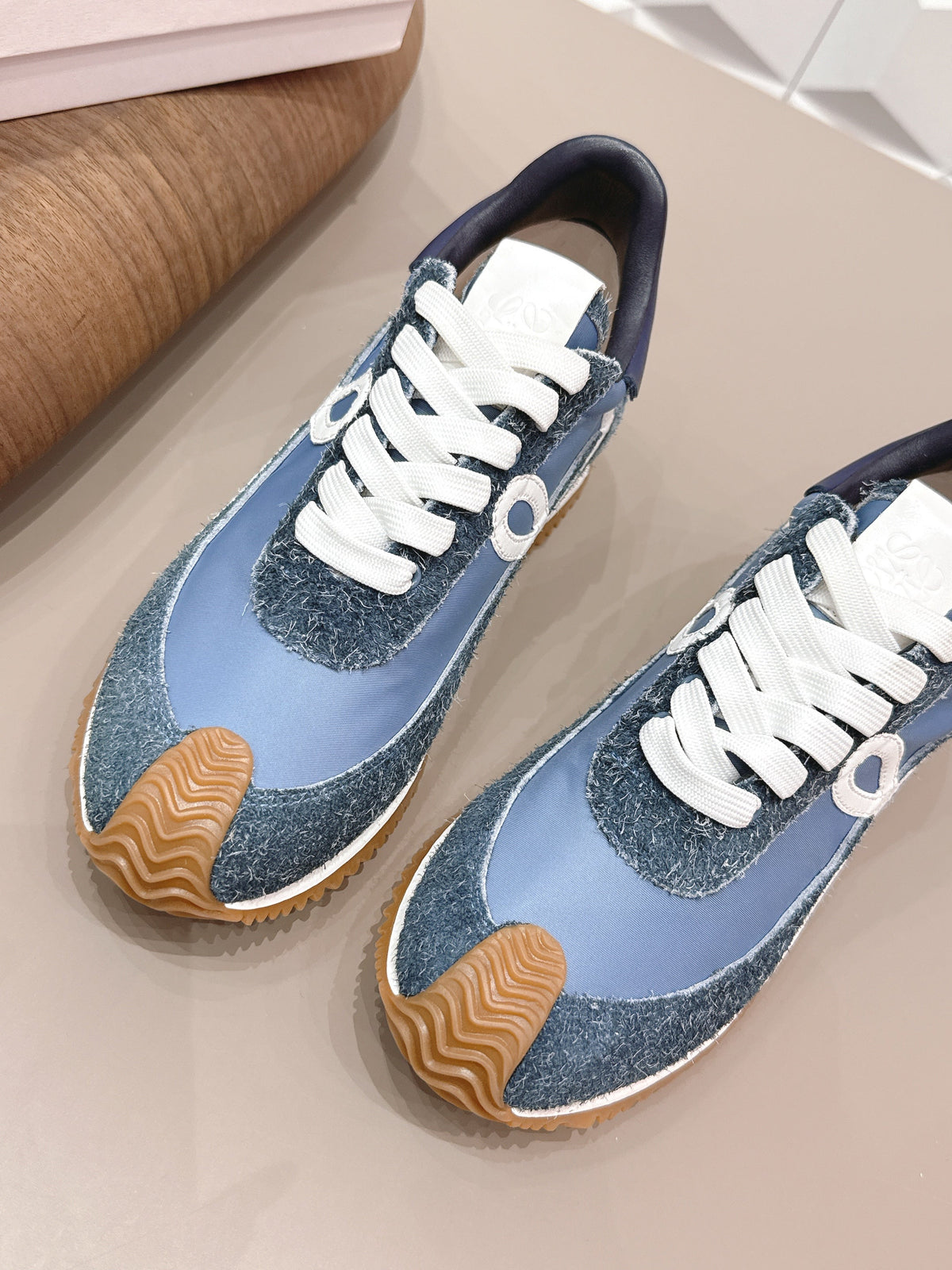 L2-Sneakers