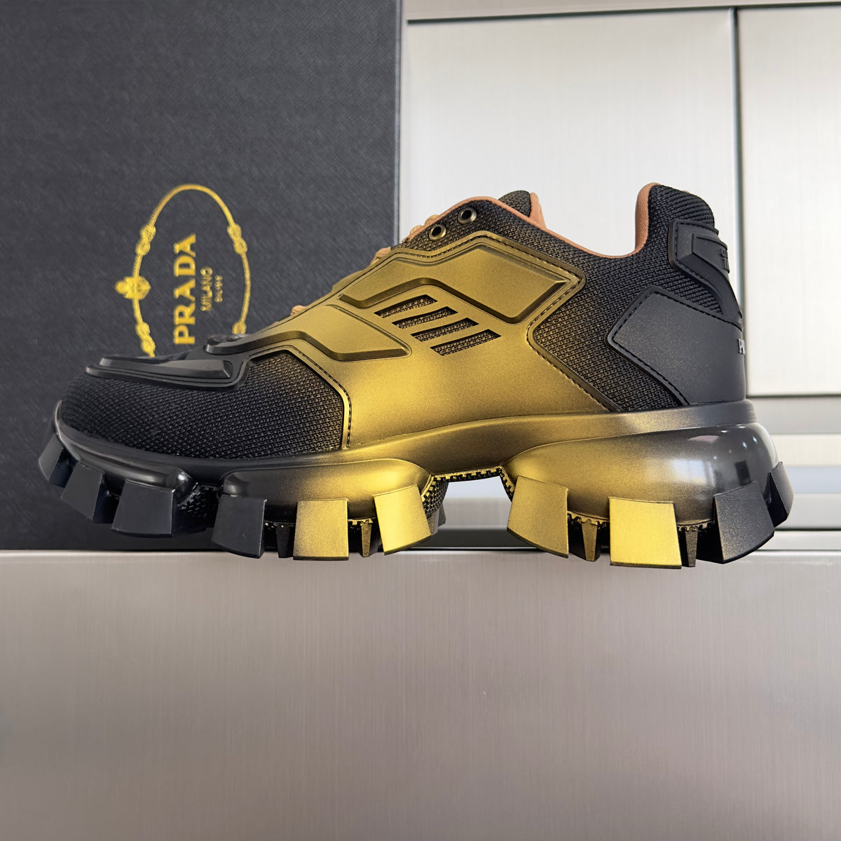 P-Sneakers