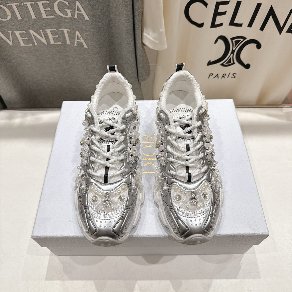 D-Sneakers