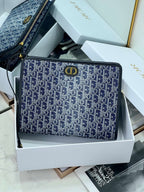 D-Book Tote