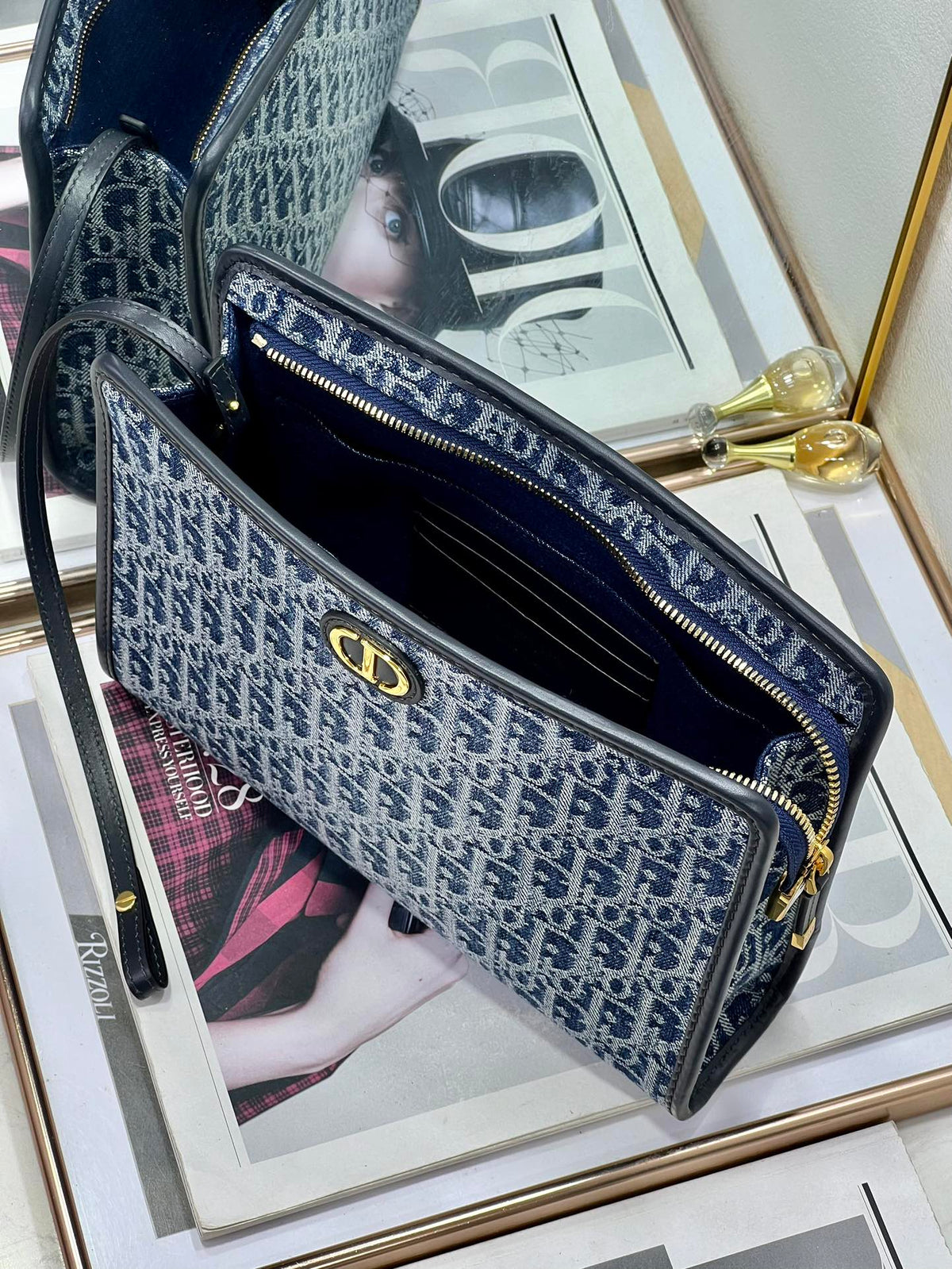 D-Book Tote