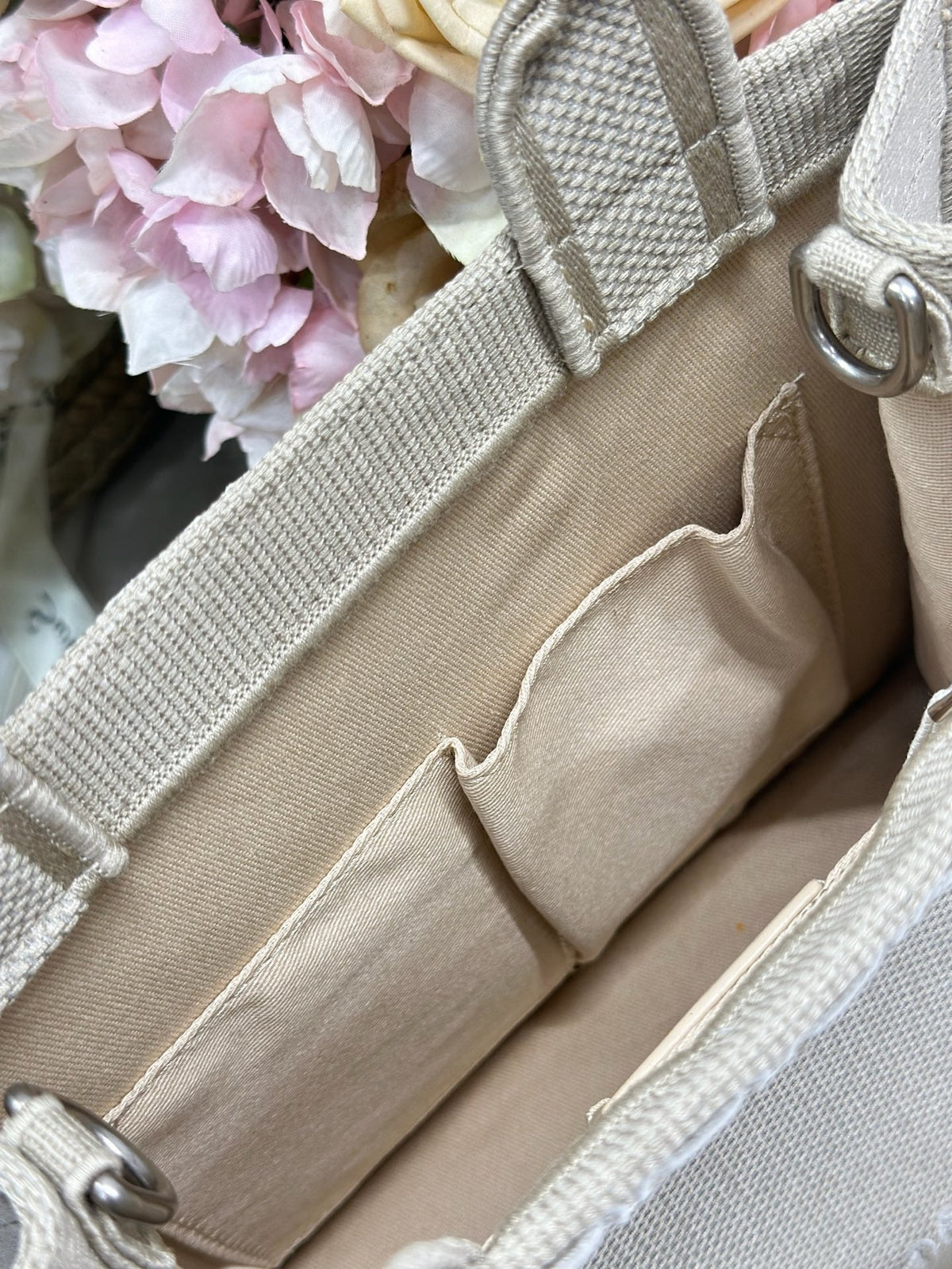 D-Book Tote