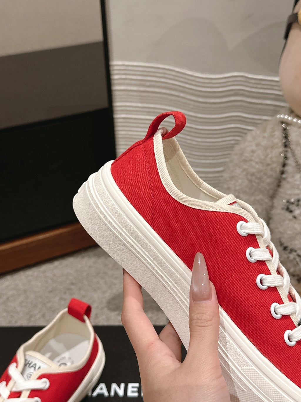 C-Sneakers