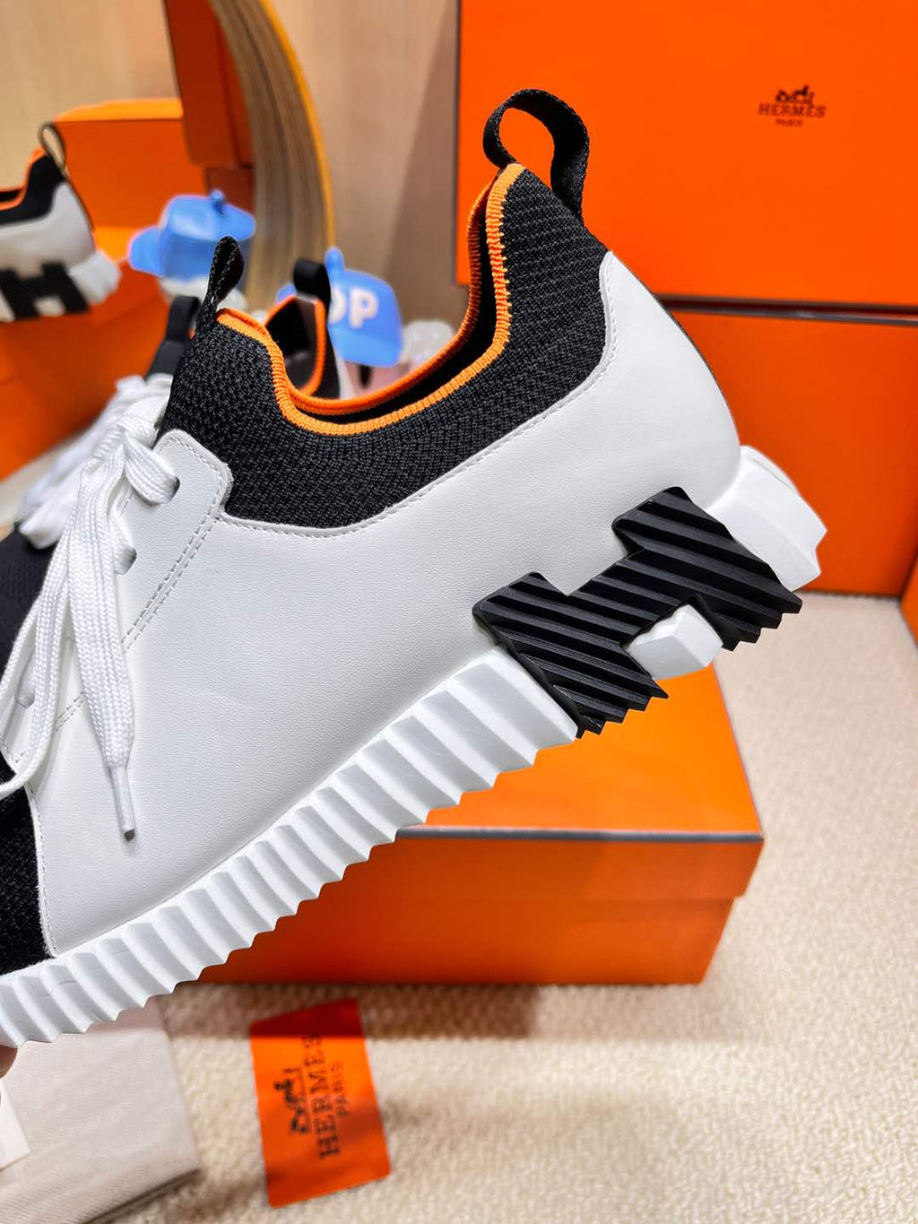 A-Sneakers