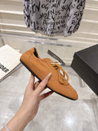 P-Sneakers