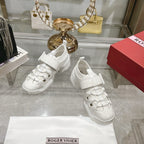 R-Sneakers