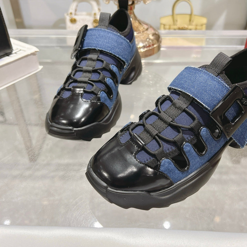 R-Sneakers